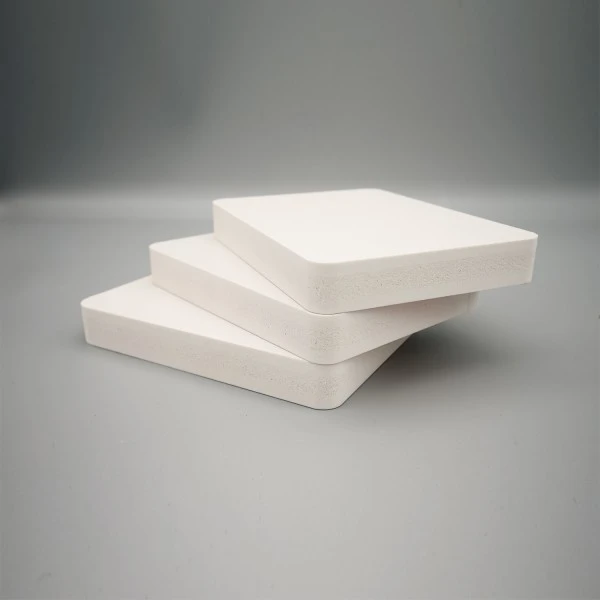 Lembaran Pintu Putih Pvc